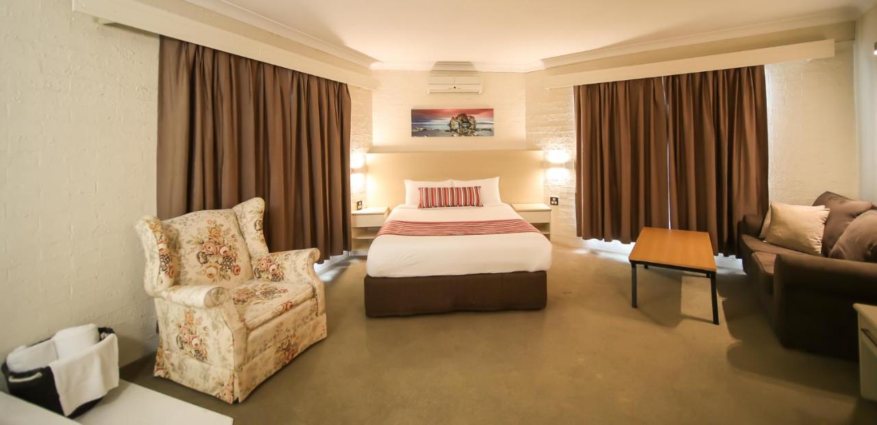 Hamilton'S Queanbeyan Motel Εξωτερικό φωτογραφία