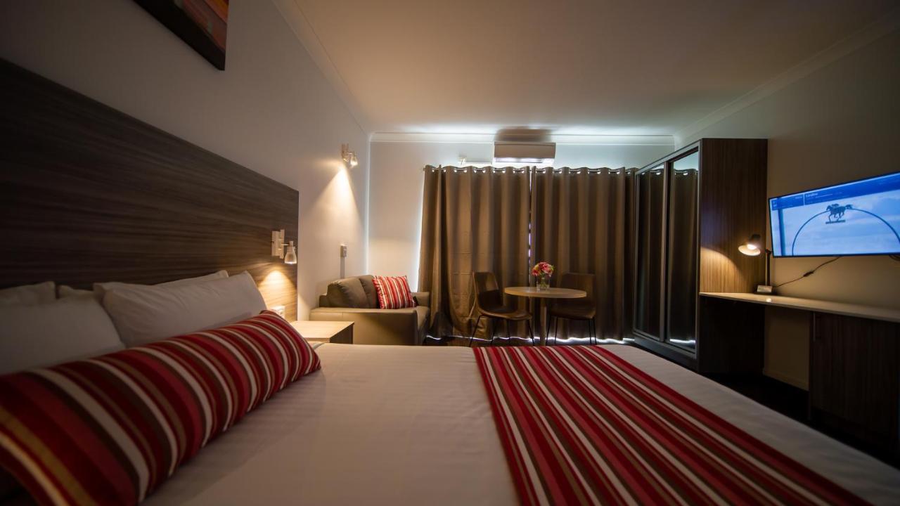 Hamilton'S Queanbeyan Motel Εξωτερικό φωτογραφία